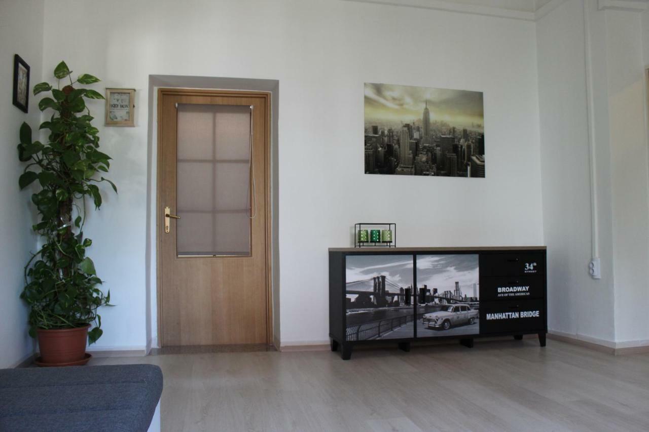 Apartment & Room'S Anni Zadar Exterior photo